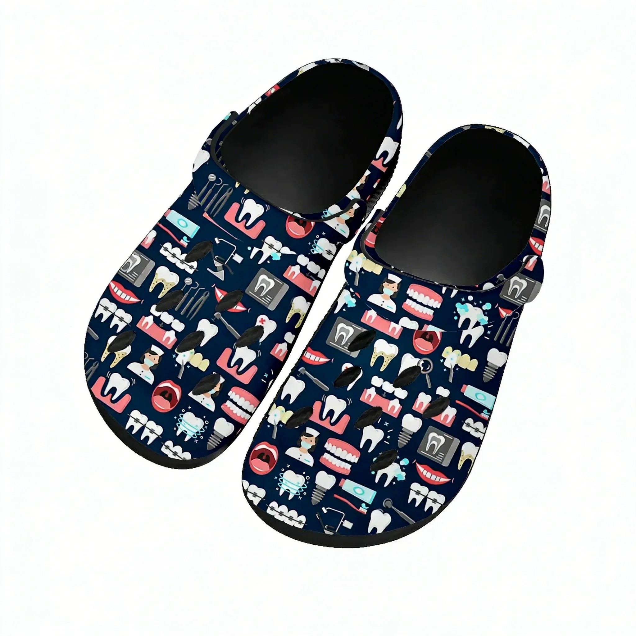 Men'S Shoes In Style - รองเท้าแตะลายการ์ตูนหมอฟัน สำหรับผู้ชายและผู้หญิง รองเท้าใส่ในบ้าน สวน รองเท้าแตะแบบปรับแต่งได้ รองเท้าแตะชายหาด
