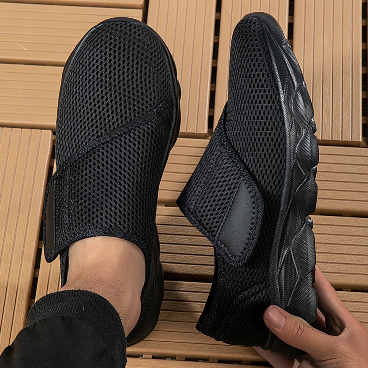 รองเท้าผ้าใบผู้ชายแบบใหม่ ระบา - Men Shoes Velcro บทวิจารณ์และราคา