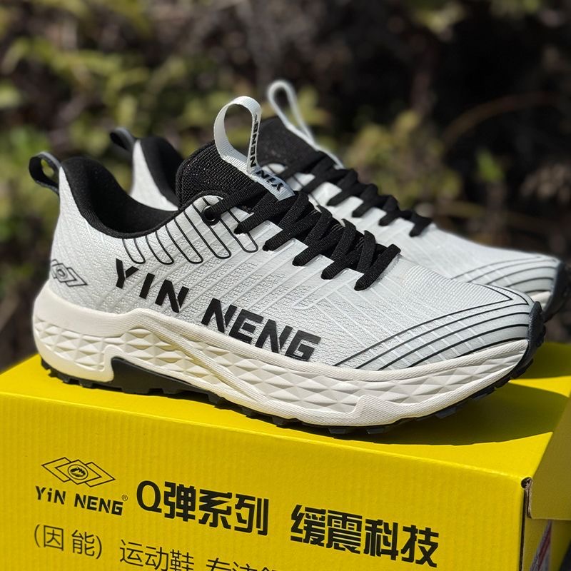 รองเท้ากีฬามืออาชีพสำหรับผู้ชา - Men Shoes Vs Women บทวิจารณ์และราคา
