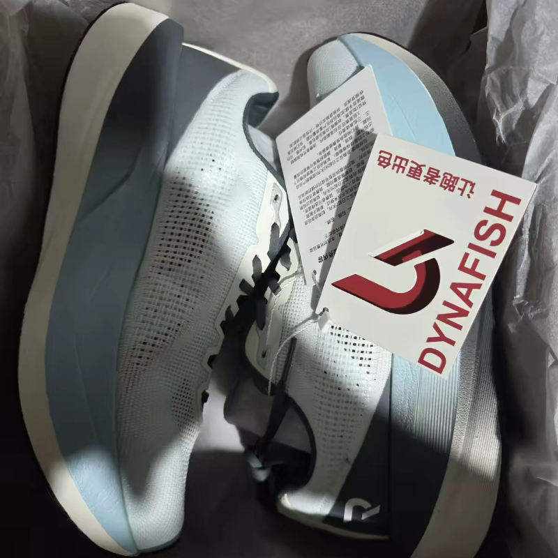รองเท้าวิ่ง DYNAFISH Xiao Nian - Men Shoes Vs Women บทวิจารณ์และราคา