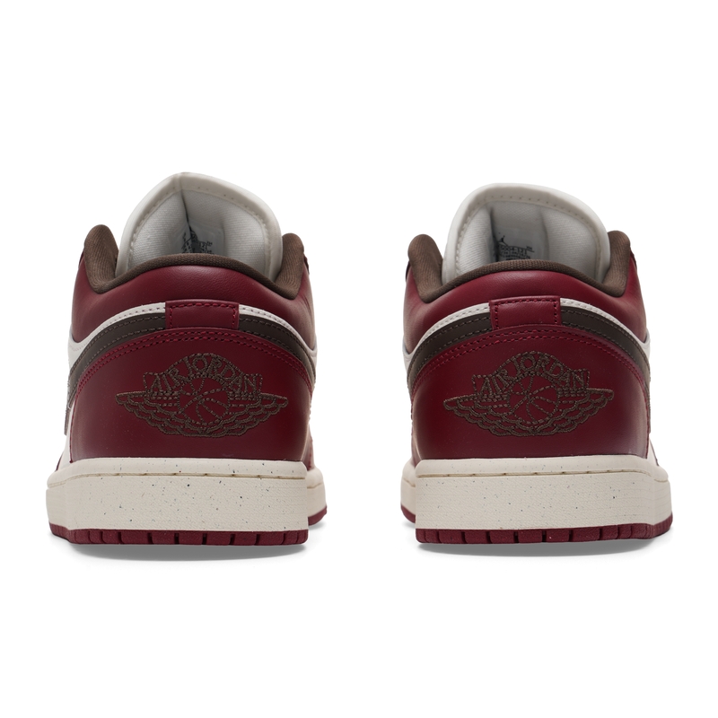 รองเท้าผ้าใบผู้ชาย Nike AIR JO - Men'S Shoes Jordan 1 บทวิจารณ์และราคา